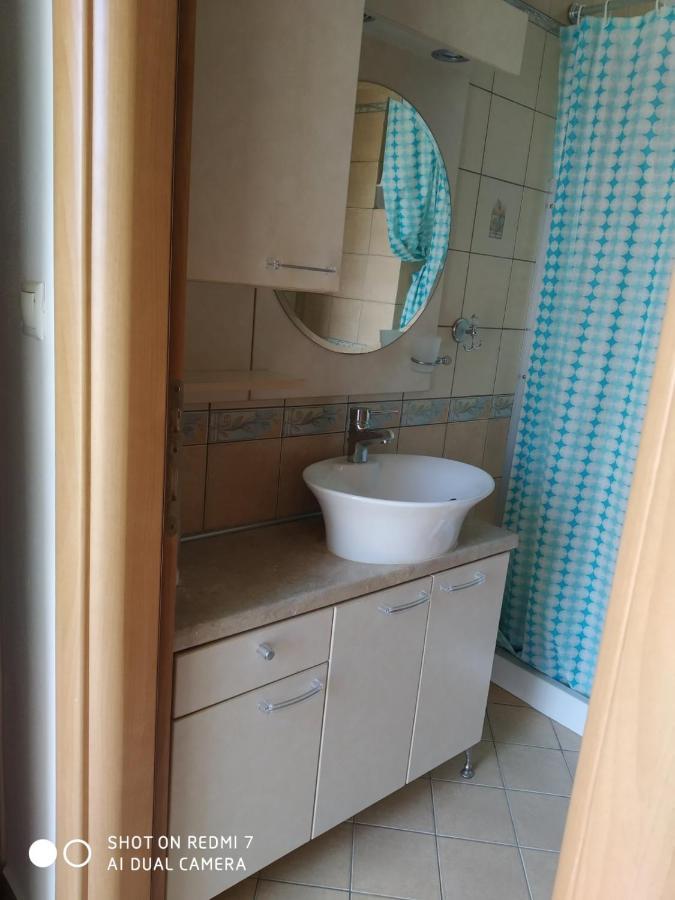 Zoe'S Apartment Никити Екстериор снимка